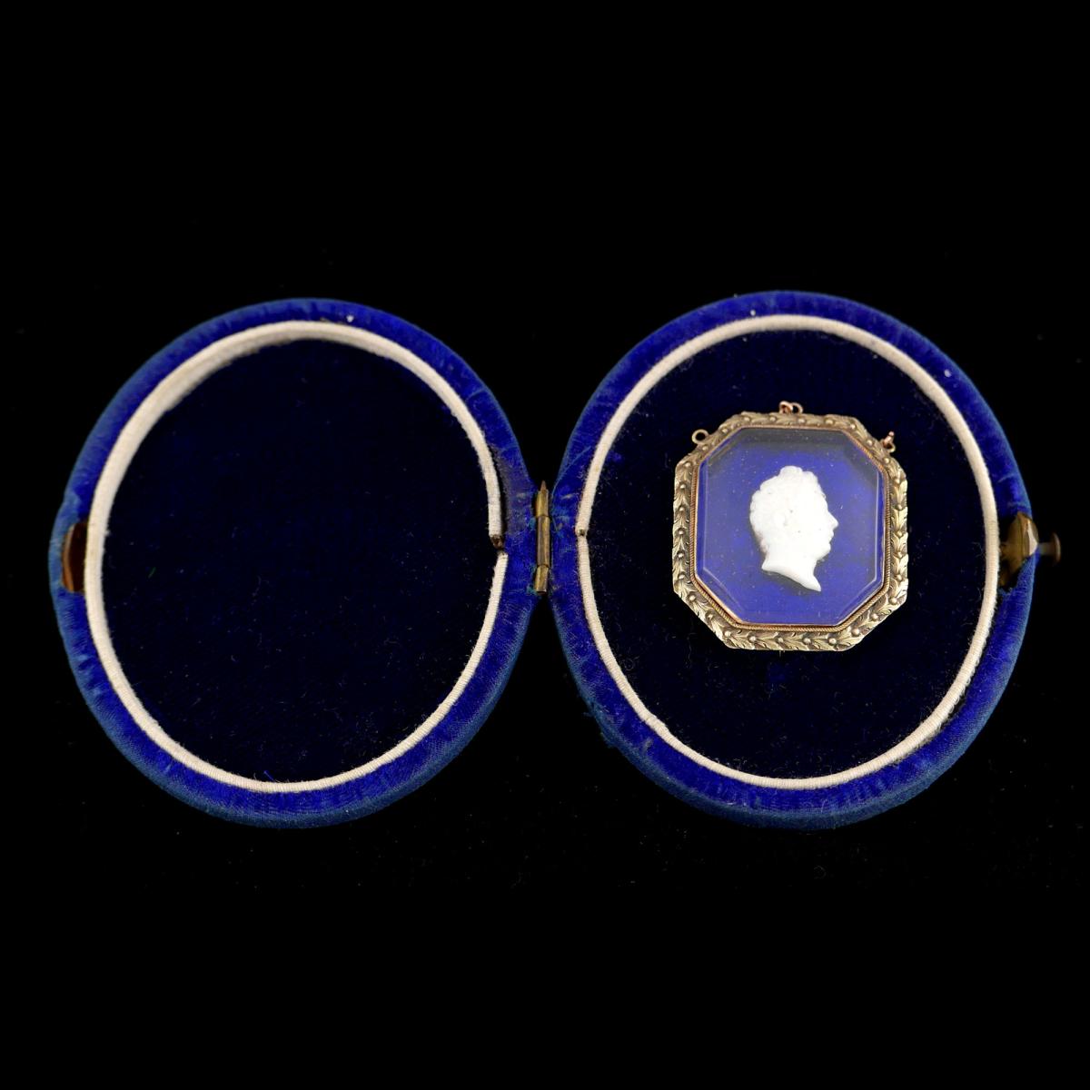 A Profile Portrait Brooch of George IV, 1820