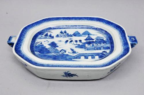 Chinese Export Underglaze Blue Porcelain Rare Hot Water Warming Dish, Circa 1810-30
