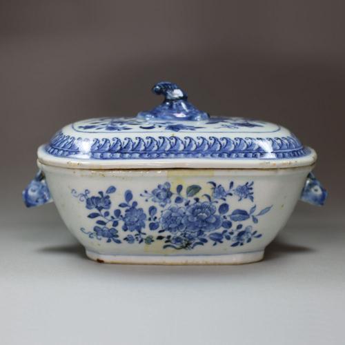 Small Chinese blue and white tureen and cover, Qianlong (1736-95)