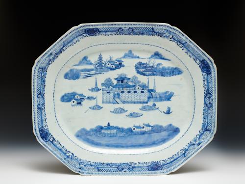 Massive Chinese export porcelain dish decorated with the “Dutch folly fort”, Qianlong
