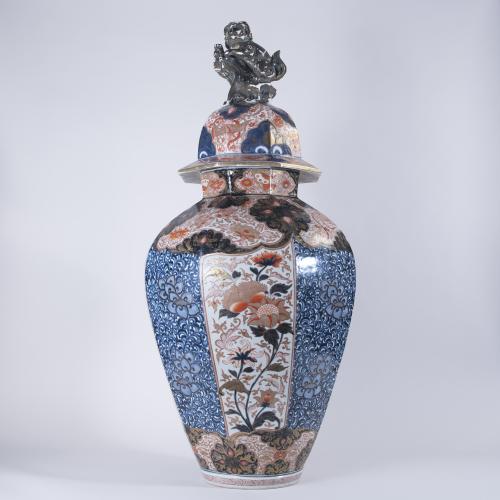Very Large 18th Century Japanese Imari Octagonal Vase and cover
