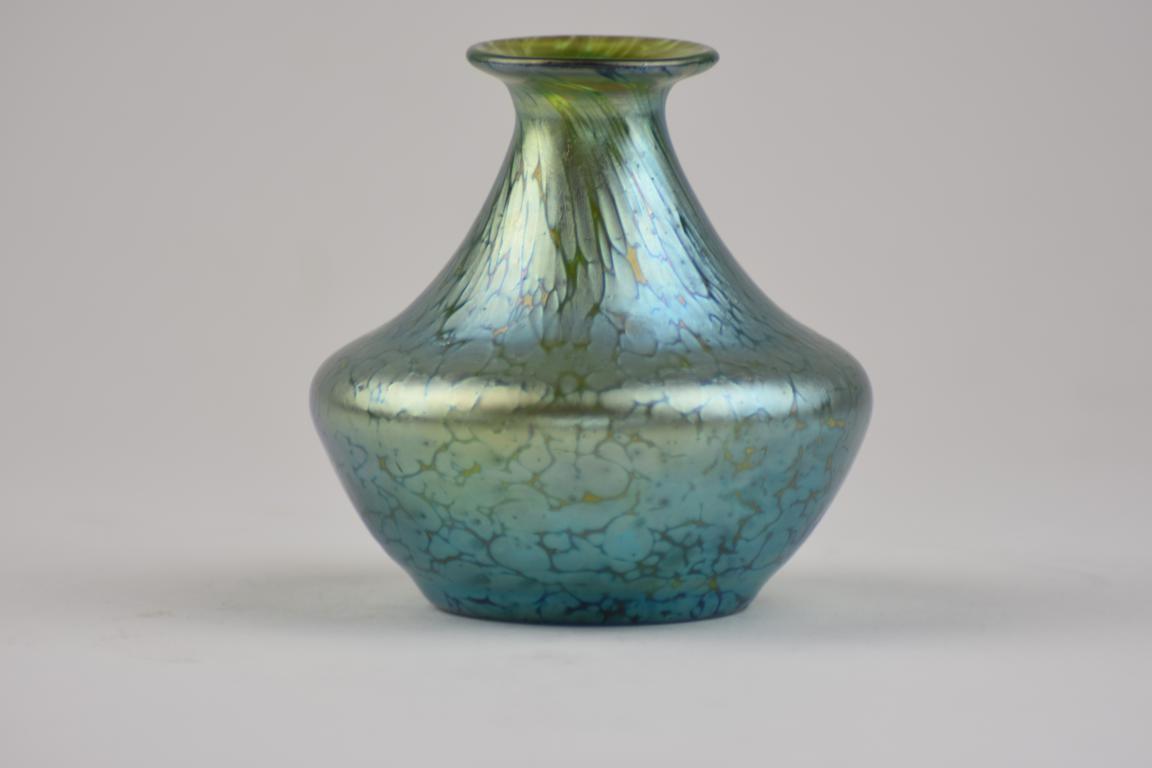 Loetz creta Papillon cabinet vase | BADA