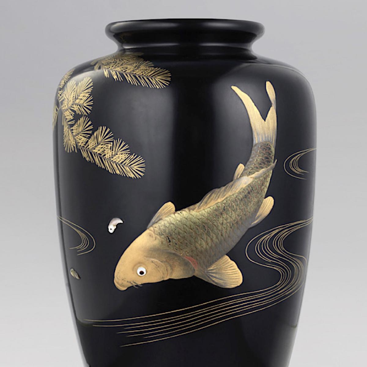 Japanese lacquer vase decorated with a koi carp | BADA