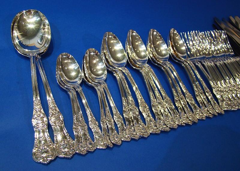 A Tiffany Sterling Silver 88-Piece 'English King' Pattern Cutlery Set | BADA