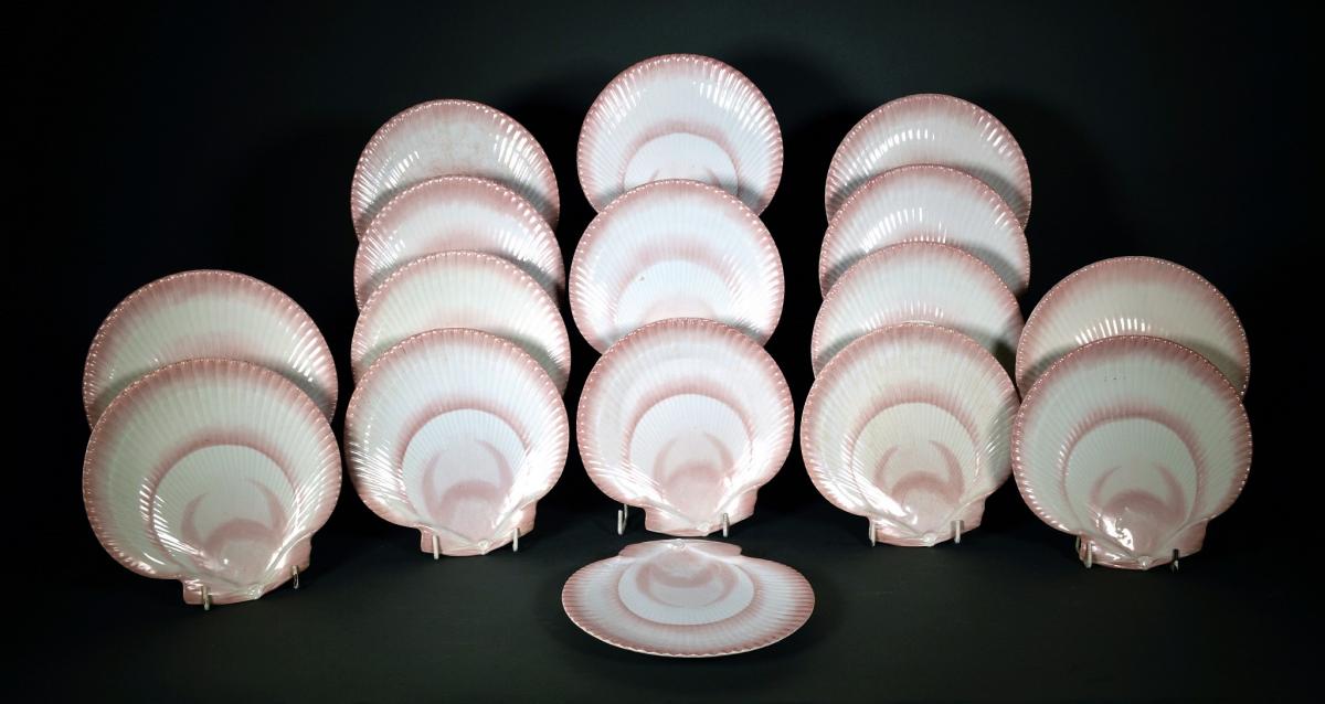 Wedgwood Nautilus Pattern Pearlware Dessert Plates | BADA