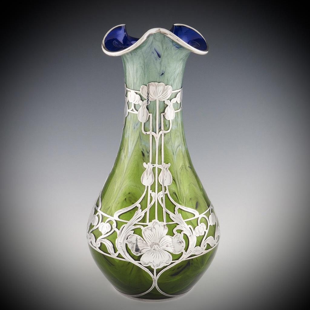 Loetz Titania Genre 2534 Silvered Vase - circa 1905 | BADA