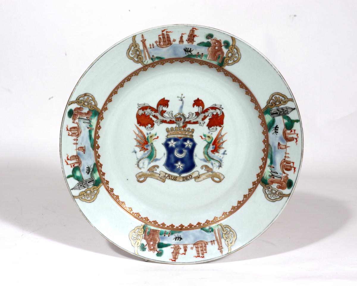 Chinese Export Armorial Porcelain Plate, Arms Arbuthnott | BADA