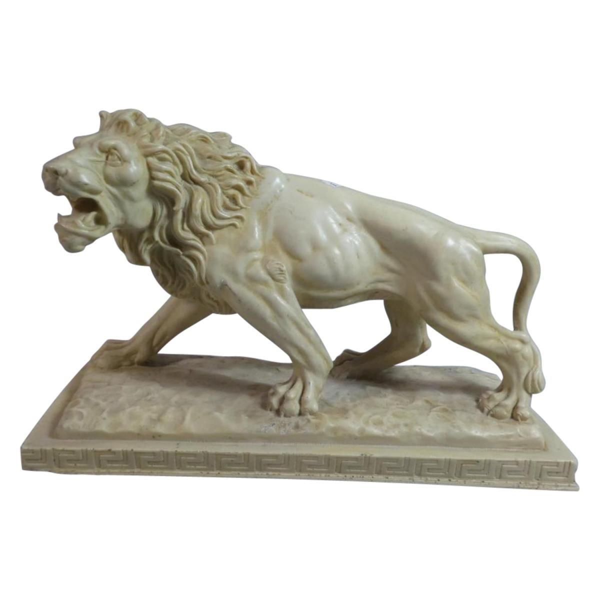 Vintage White Lion Resin Sculpture | BADA