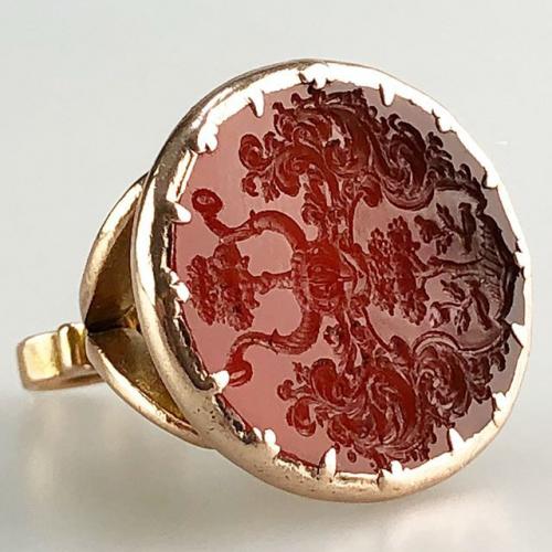 A magnificent carnelian & gold fob seal.Continental, 18th century