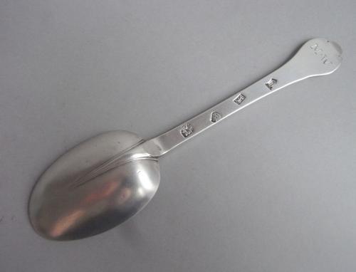 William & Mary. A fine Trefid Spoon made in London in 1691 by Lawrence Coles