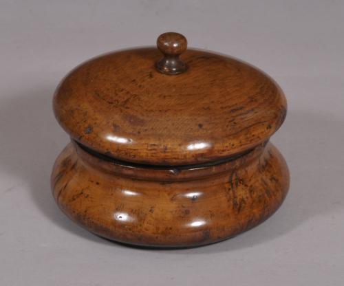 S/3967 Antique Treen 18th Century Oak Tobacco Pot