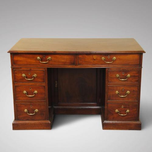George III period mahogany kneehole desk