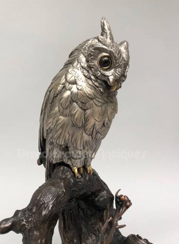 Japanese silvered bronze model of an owl, Meiji period (1868-1912)