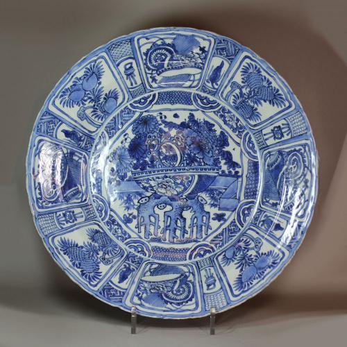 Chinese blue and white Kraak charger, Wanli (1573-1619)