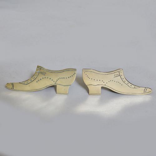 Antique Brass Boot Ornaments