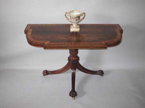 AN IMPORTANT REGENCY PERIOD ROSEWOOD & SATINWOOD INLAID CARD TABLE, OF RARE DESIGN & QUALITY. CIRCA 1825