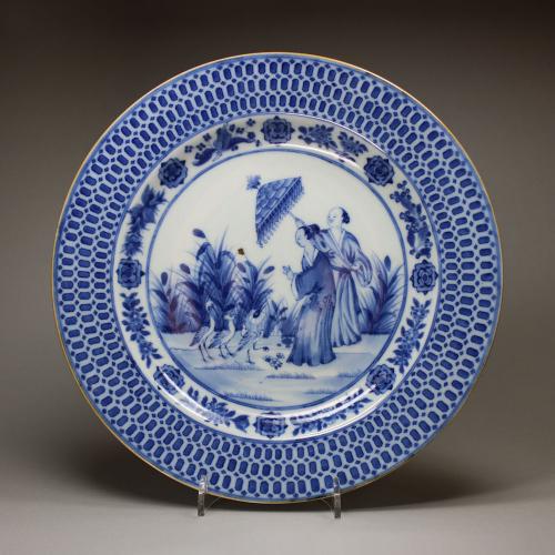 Chinese 'Pronk' blue and white 'la dame au parasol' plate, c. 1740