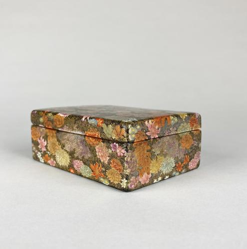 A late 19th century Japanese Millefleur Satsuma box