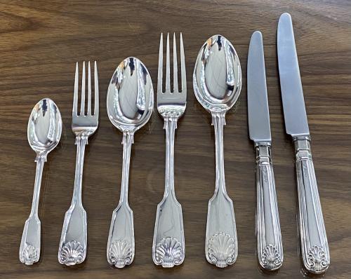 Walker and Hall flatware cutlery set thread and shell