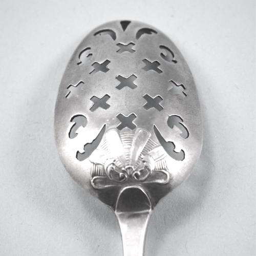 George II/III Sterling Silver Shellback Mote Spoon