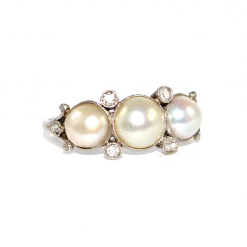 Art Deco Pearl & Diamond Ring c.1930