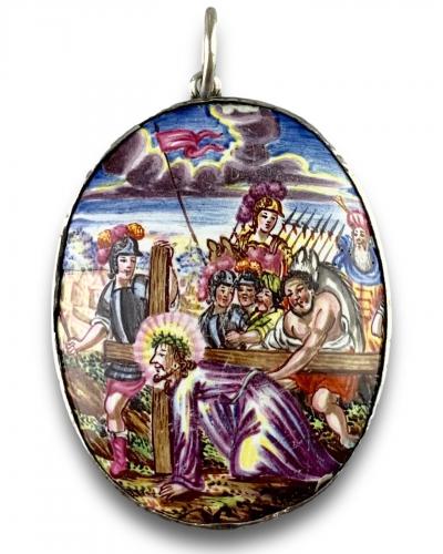 Enamel pendant Christ on the road to Calvary. German, late 17th century
