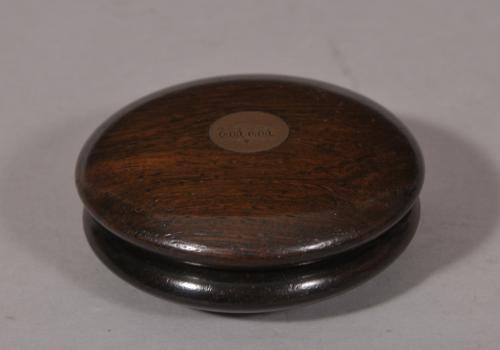S/4620 Antique Treen 19th Century Rosewood Pocket Snuff Box