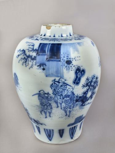 A finely painted Dutch delft blue and white vase, c.1690