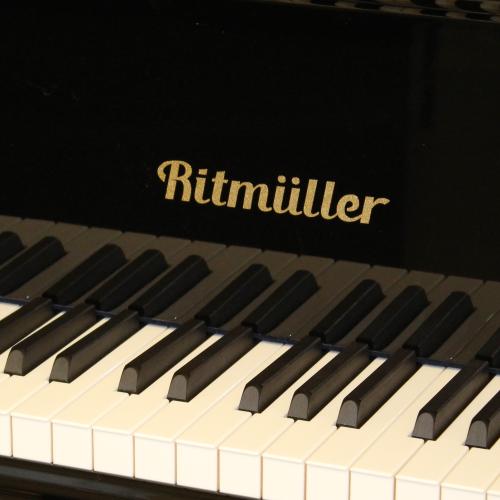 Ritmuller nameboard