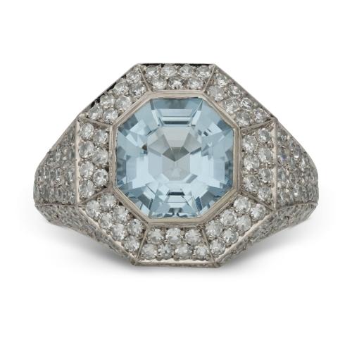Hancocks 2.02ct Aquamarine And Pavé-Set Diamond Ring Contemporary