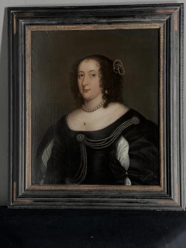 Early 17th Century portrait of a lady