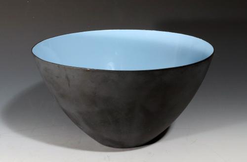 Modernist Krenit Bowl in Black Steel and Robins-egg- Blue Enamel interior by Herbert Krenchel for Torben Ørskov & Co., Enameled Steel, Designed 1953.