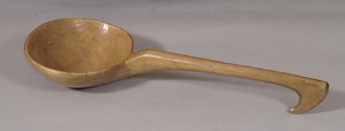 S/5713 Antique Treen 19th Century Large Welsh Sycamore Cawl Ladle