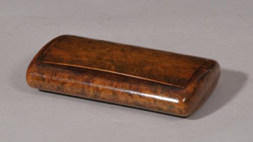 S/5840 Antique Treen 19th Century Masur Birch Snuff Box