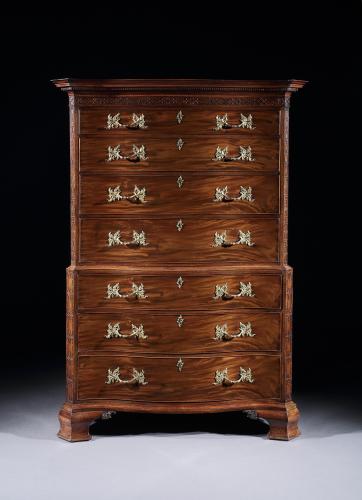 George III Mahogany Serpentine Chest-on-Chest