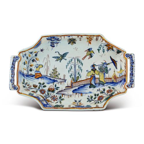 French Faïence Oblong Octagonal Chinoiserie Letter or Document Tray, Circa 1730-1740