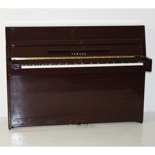 Yamaha C109M 108cm modern upright piano